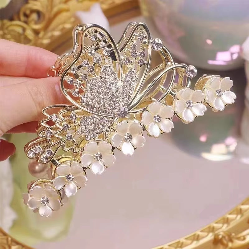 New Pearl Flower Tassel Hair Claw Clip Girl Retro Ponytail Hair Clip Shark Clip Korean Exquisite Women Hair Accessories