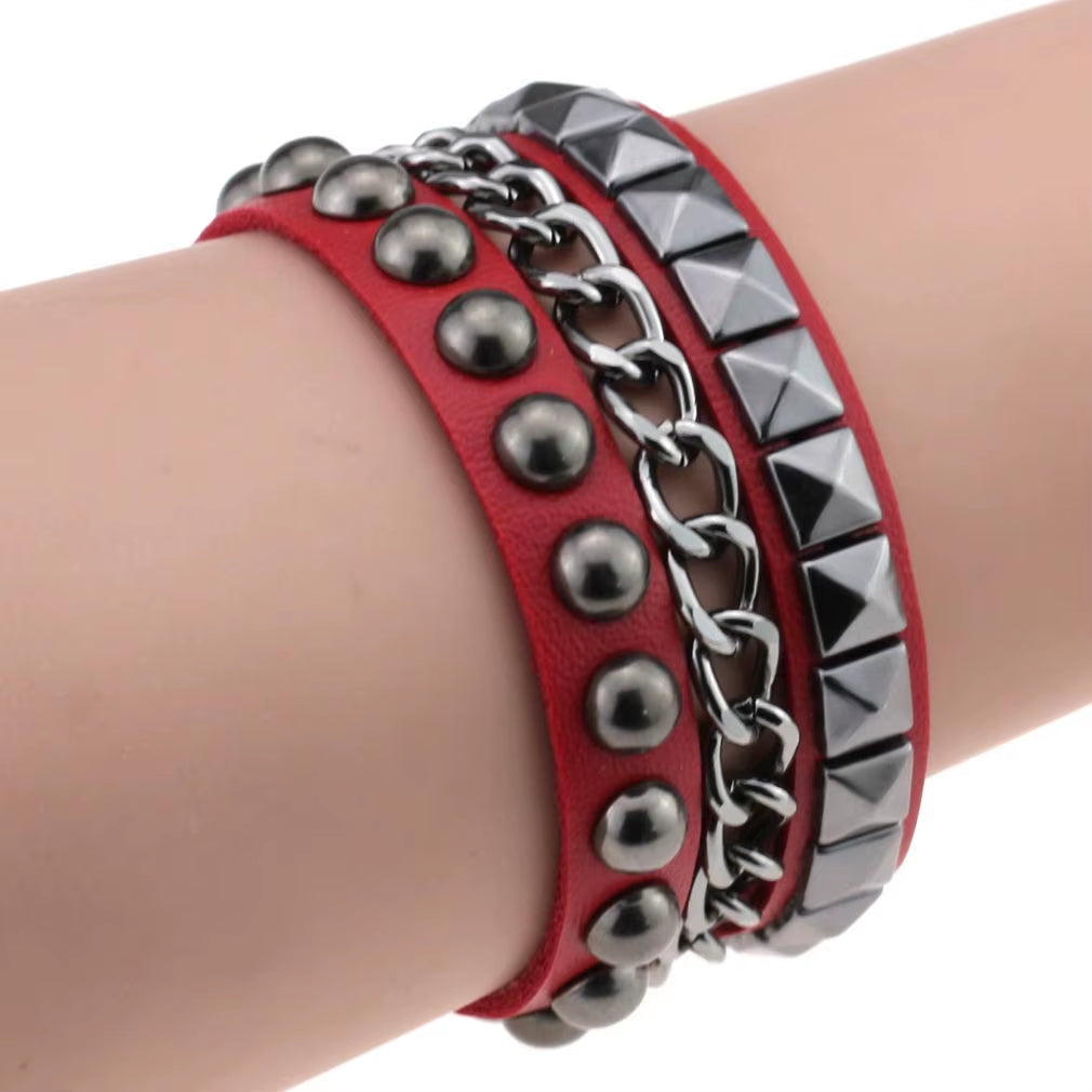 Boho Spike Rivets Bracelets for Women Punk Goth Red PU Leather Bracelet Cuff Bangles Studded Halloween Festival Jewelry Harajuku